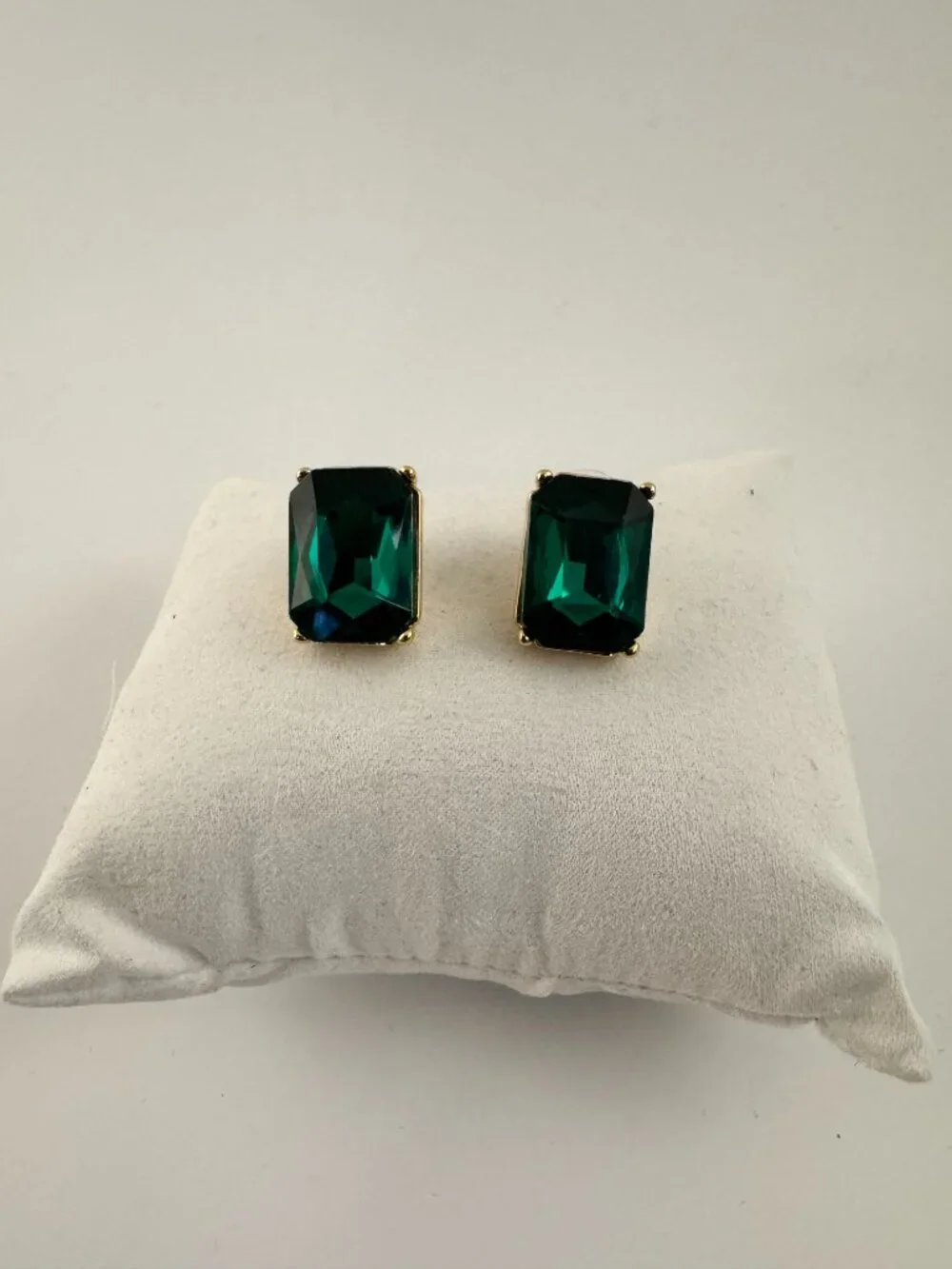 J.Crew Emerald Green Crystal Emerald Cut Stud Earrings Gold Bezel Statement
